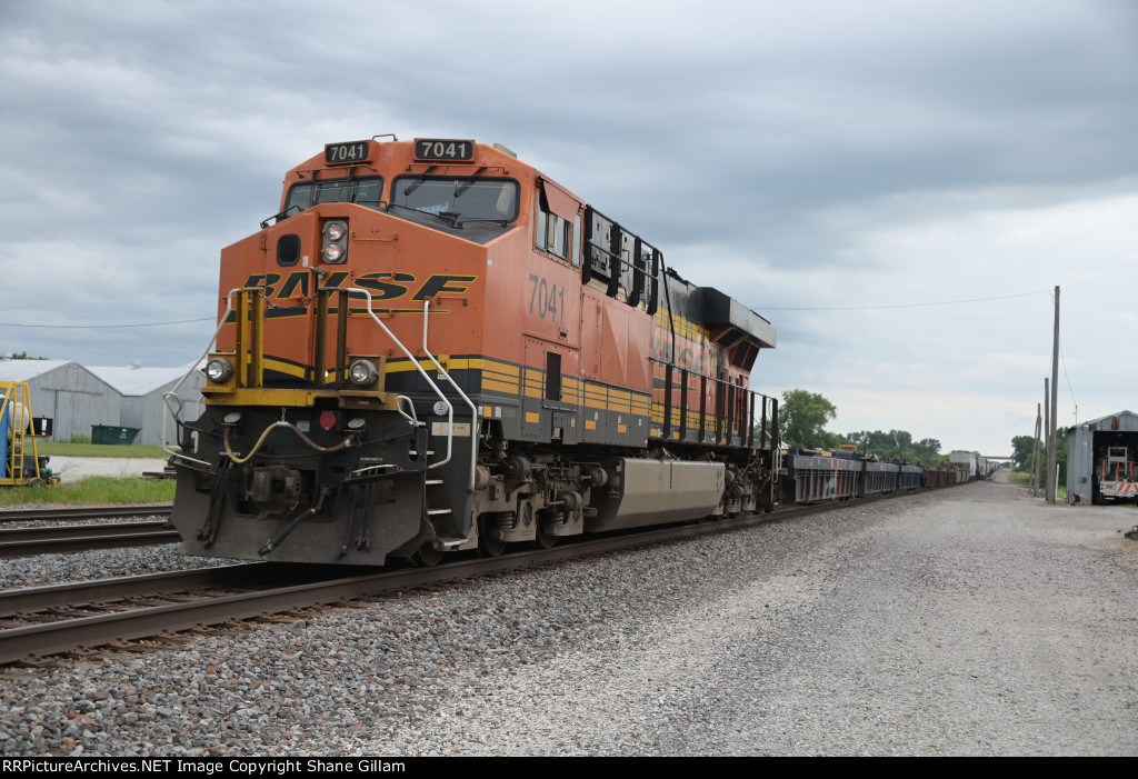 BNSF 7041 Dpu